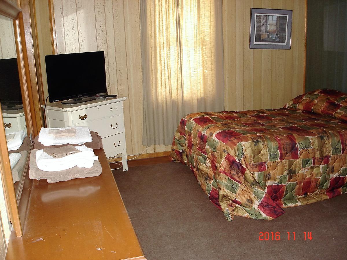 Simpson Hotel Екстер'єр фото