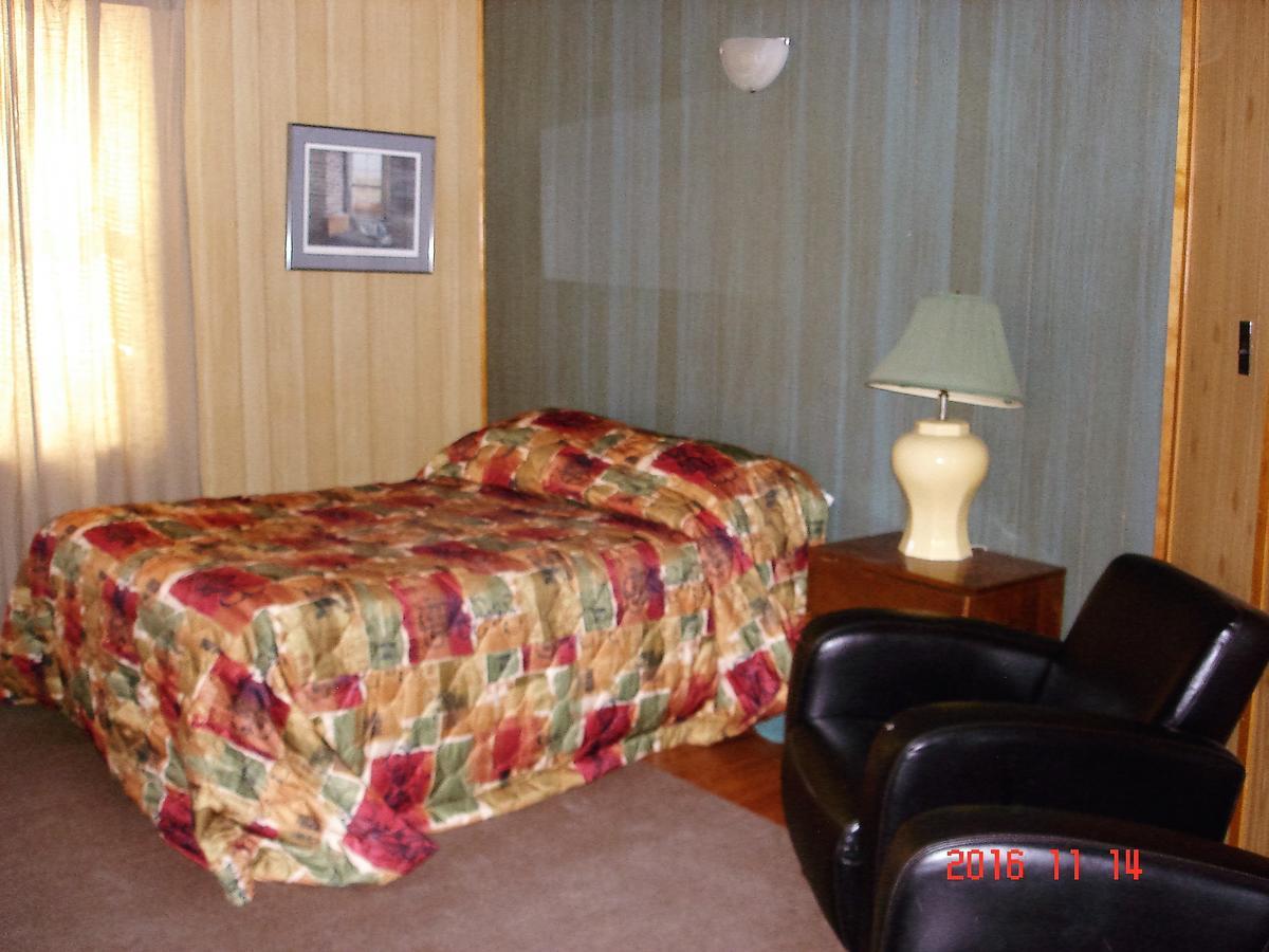 Simpson Hotel Екстер'єр фото