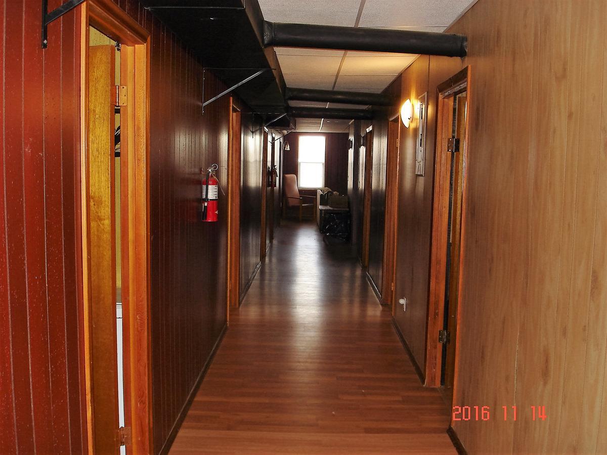 Simpson Hotel Екстер'єр фото