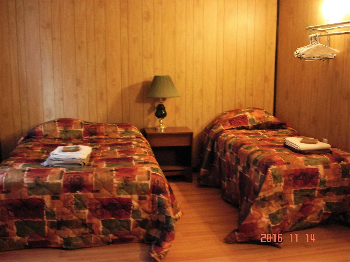 Simpson Hotel Екстер'єр фото